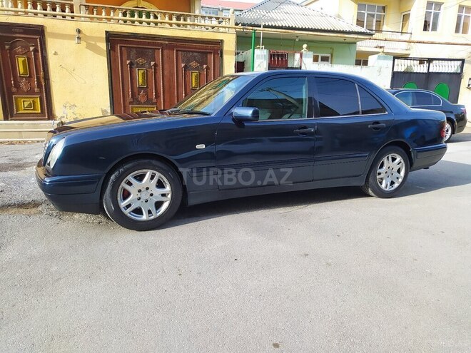 Mercedes E 240 1998, 289,746 km - 2.4 l - Bakı