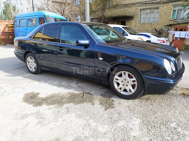 Mercedes E 240 1998, 289,746 km - 2.4 l - Bakı