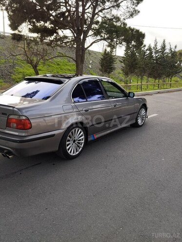 BMW 520 1999, 300,000 km - 2.0 l - Bakı