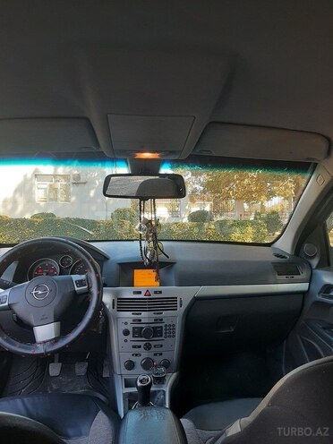 Opel Astra 2009, 238,000 km - 1.7 l - Yevlax