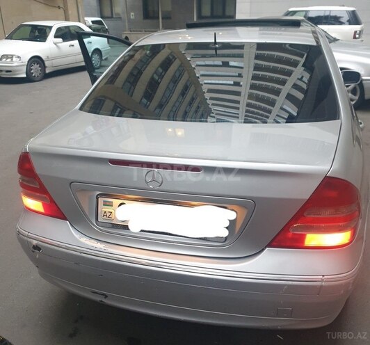Mercedes C 240 2001, 310,000 km - 2.4 l - Bakı
