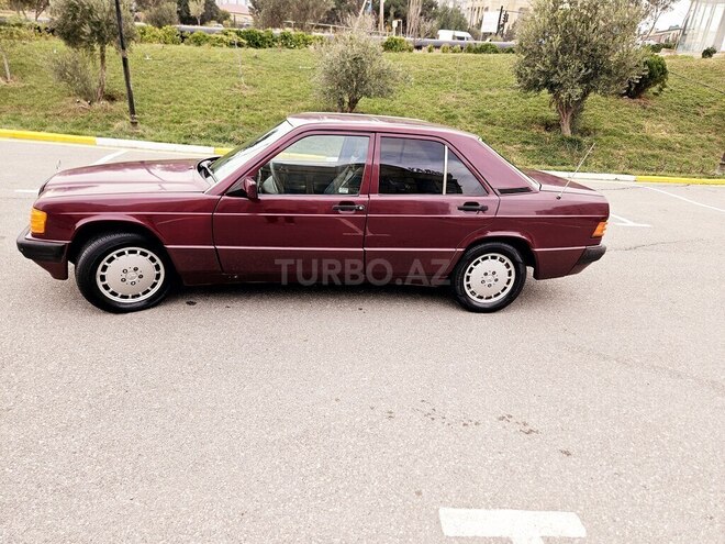 Mercedes 190 1993, 322,256 km - 2.0 л - Bakı