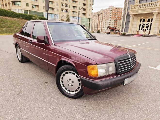 Mercedes 190 1993, 322,256 km - 2.0 л - Bakı
