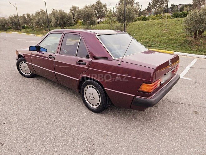 Mercedes 190 1993, 322,256 km - 2.0 л - Bakı
