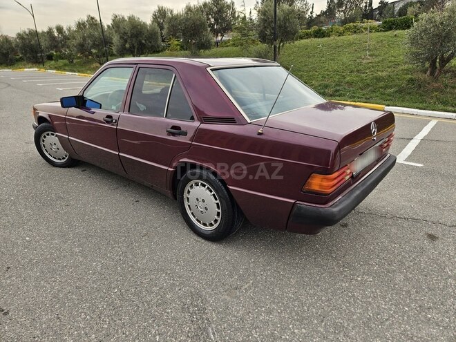 Mercedes 190 1993, 322,256 km - 2.0 л - Bakı