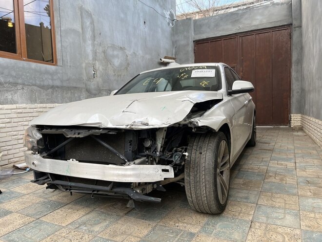 BMW 330 2017, 179,088 km - 2.0 l - Gəncə