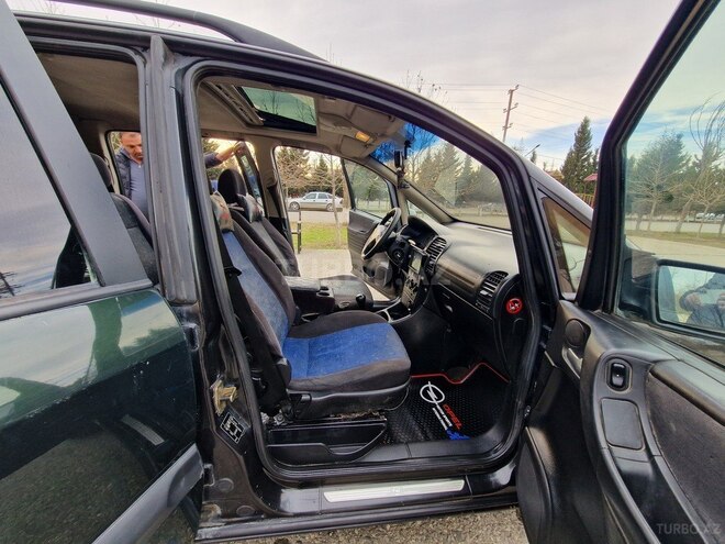 Opel Zafira 2002, 281,181 km - 2.2 l - Sumqayıt
