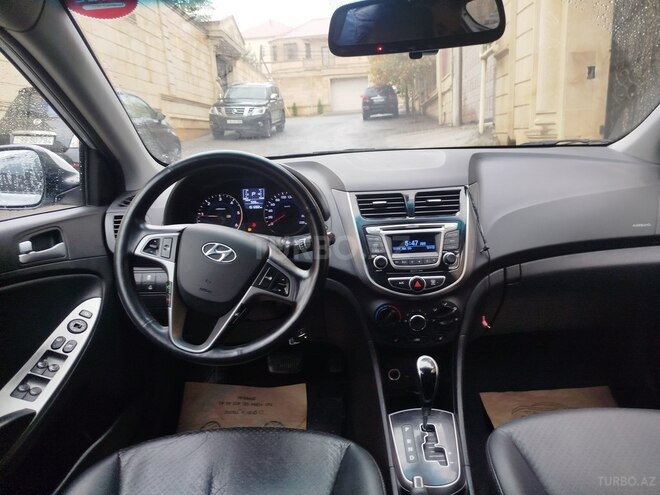 Hyundai Accent 2014, 153,000 km - 1.6 л - Bakı