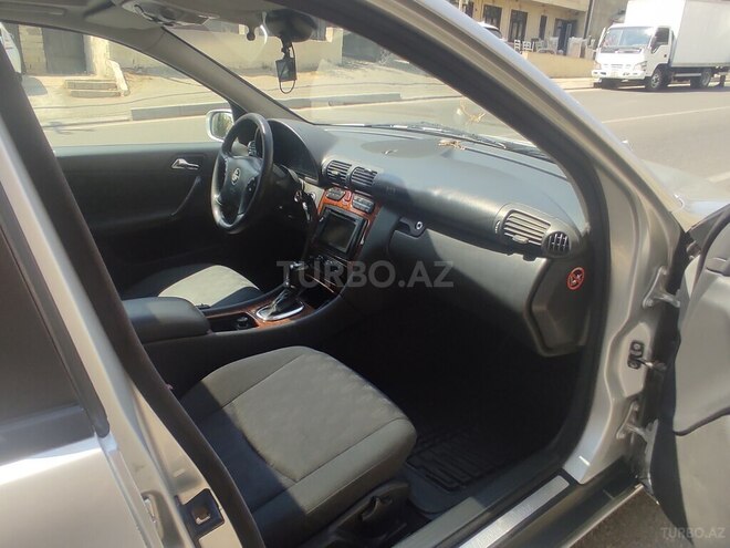 Mercedes C 200 2002, 450,000 km - 2.0 l - Bakı