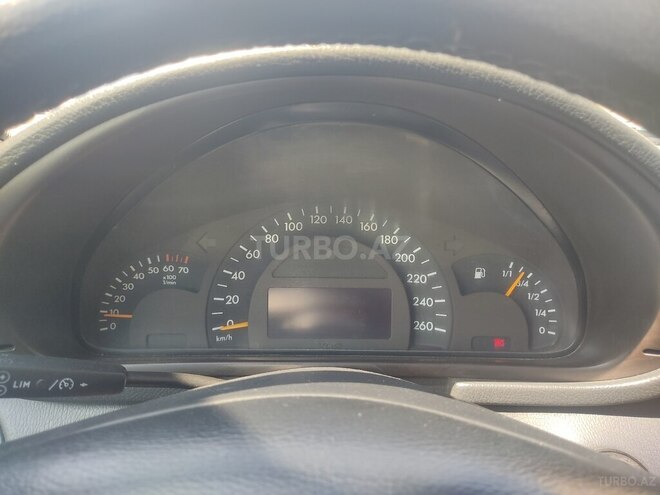 Mercedes C 200 2002, 450,000 km - 2.0 l - Bakı