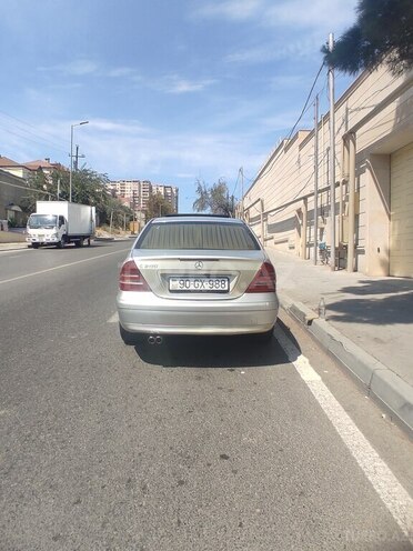 Mercedes C 200 2002, 450,000 km - 2.0 l - Bakı