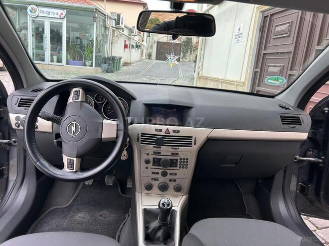 Opel Astra 2009, 165,000 km - 1.4 l - Bakı