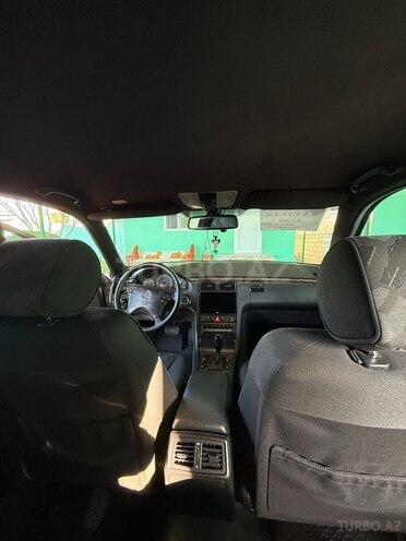 Mercedes E 270 2000, 370,000 km - 2.7 l - İmişli