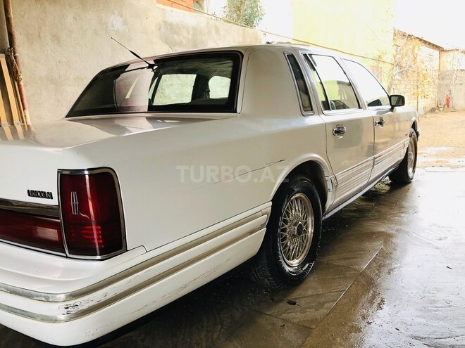 Lincoln Town Car 1992, 310,725 km - 4.6 l - Bakı