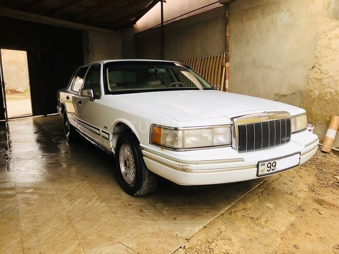 Lincoln Town Car 1992, 310,725 km - 4.6 l - Bakı