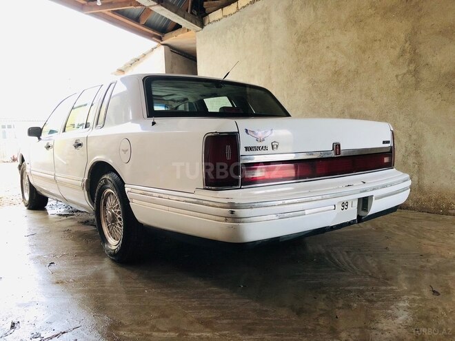 Lincoln Town Car 1992, 310,725 km - 4.6 l - Bakı