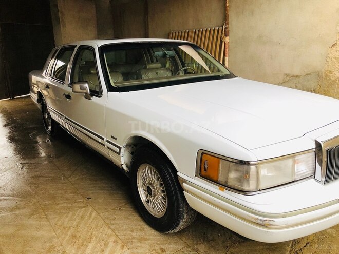 Lincoln Town Car 1992, 310,725 km - 4.6 l - Bakı