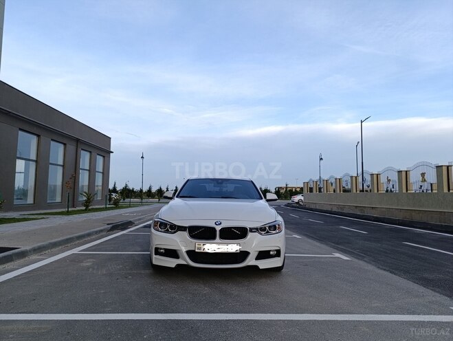 BMW 320-2