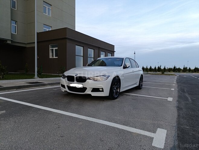 BMW 320-11