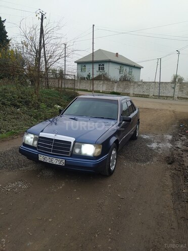 Mercedes E 200 1990, 434,849 km - 2.0 l - Masallı