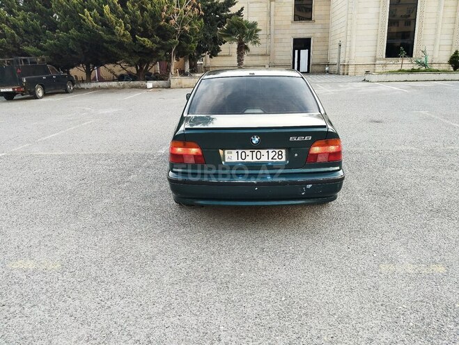 BMW 528 1997, 332,148 km - 2.8 l - Bakı