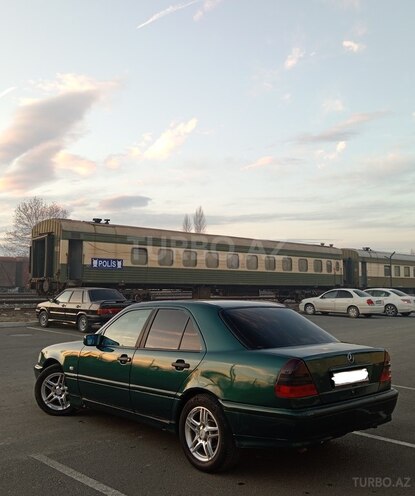 Mercedes C 180 1998, 216,377 km - 1.8 l - Bərdə