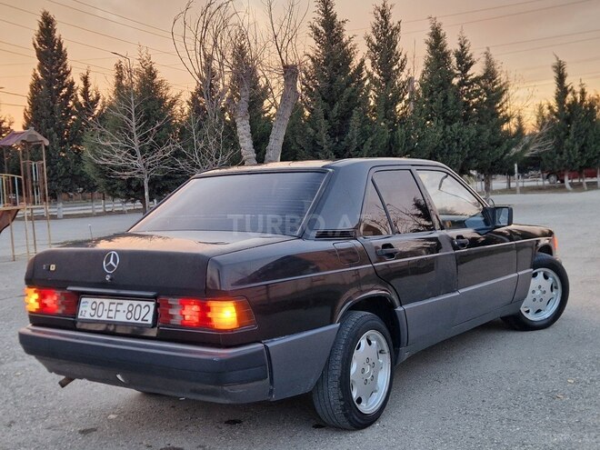 Mercedes 190 1993, 275,382 km - 1.8 l - Sumqayıt