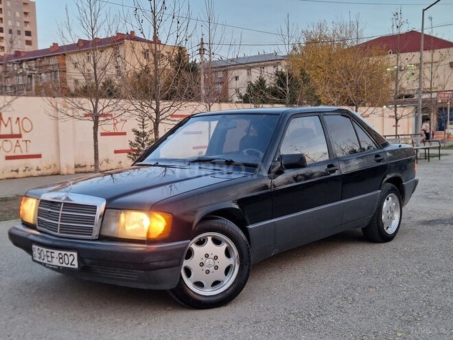 Mercedes 190 1993, 275,382 km - 1.8 l - Sumqayıt