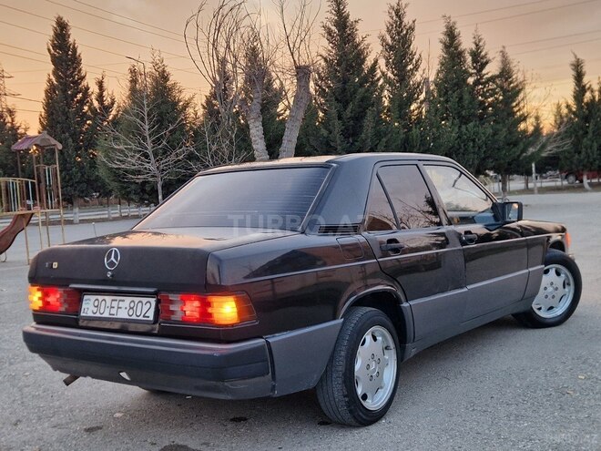 Mercedes 190 1993, 275,382 km - 1.8 l - Sumqayıt