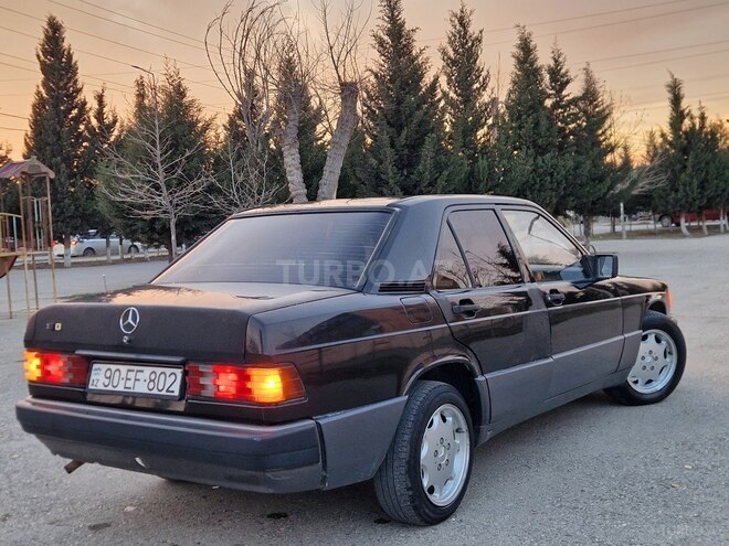 Mercedes 190 1993, 275,382 km - 1.8 l - Sumqayıt