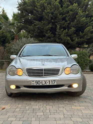 Mercedes C 200 2001, 111,222 km - 2.0 l - Salyan