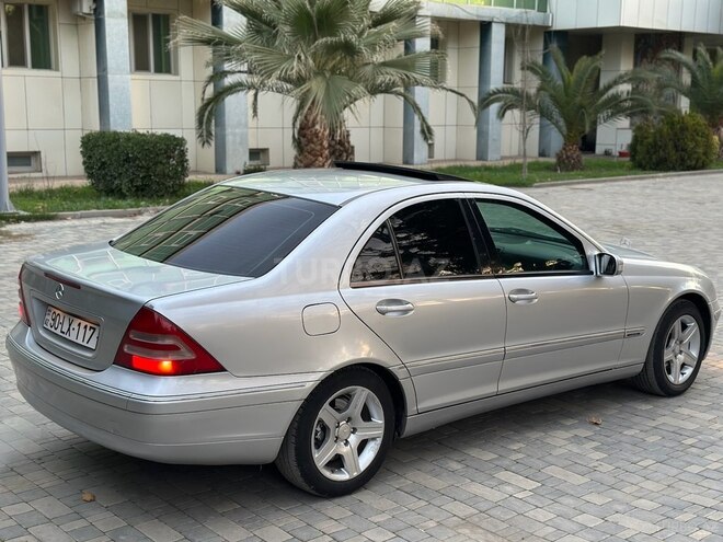 Mercedes C 200 2001, 111,222 km - 2.0 l - Salyan