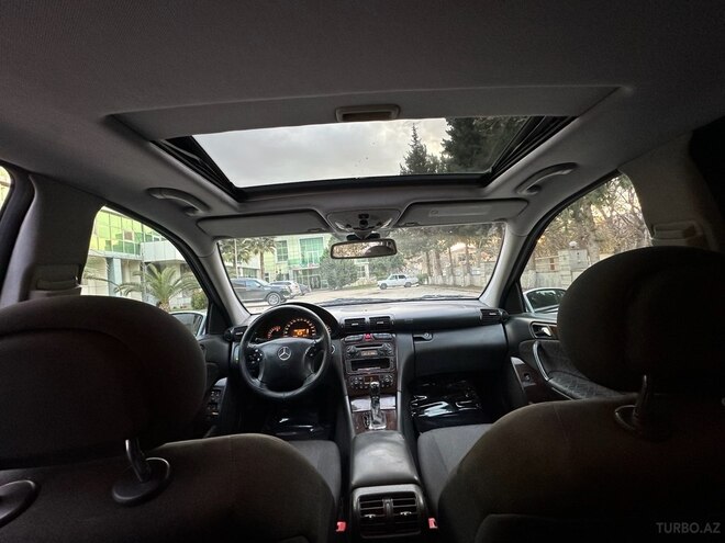 Mercedes C 200 2001, 111,222 km - 2.0 l - Salyan