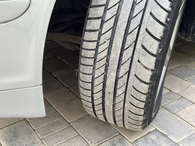 Mercedes C 200 2001, 111,222 km - 2.0 l - Salyan
