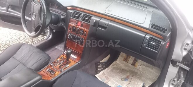 Mercedes C 200 1998, 547,863 km - 2.0 л - Lənkəran