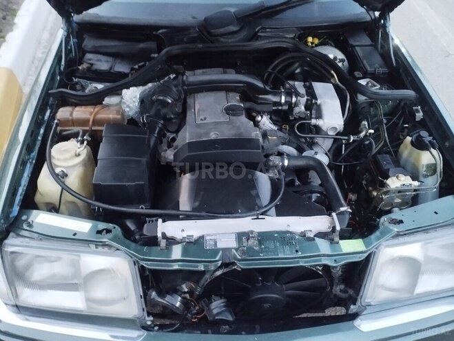 Mercedes E 220 1994, 320,000 km - 2.2 l - Sumqayıt
