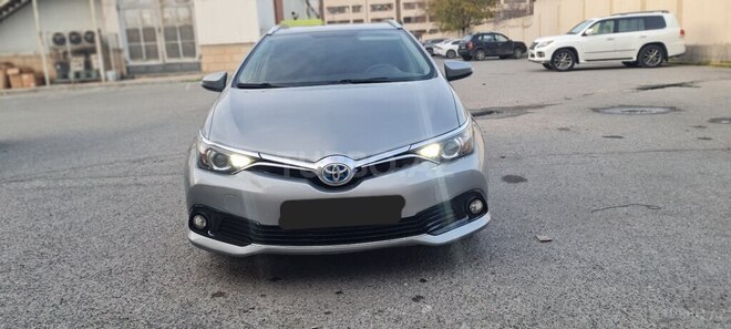 Toyota Auris 2016, 145,000 km - 1.8 l - Bakı
