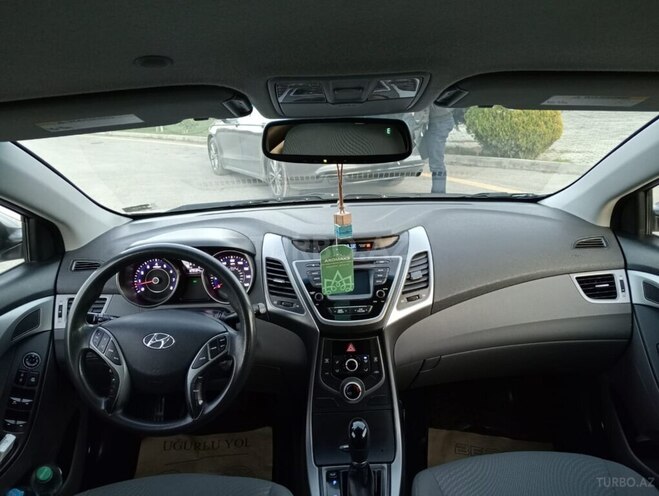 Hyundai Elantra 2015, 128,523 km - 1.8 l - Bakı