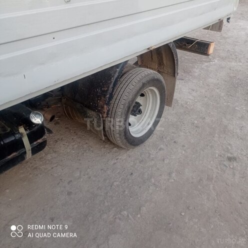 GAZ 322173 2004, 299,000 km - 2.5 l - Salyan