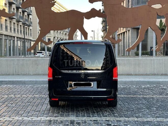 Mercedes V 250-13