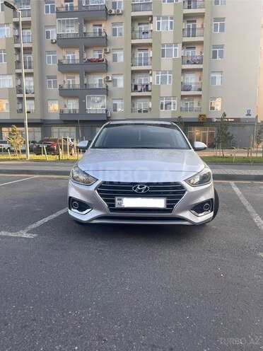 Hyundai Accent 2018, 300,947 km - 1.6 l - Bakı