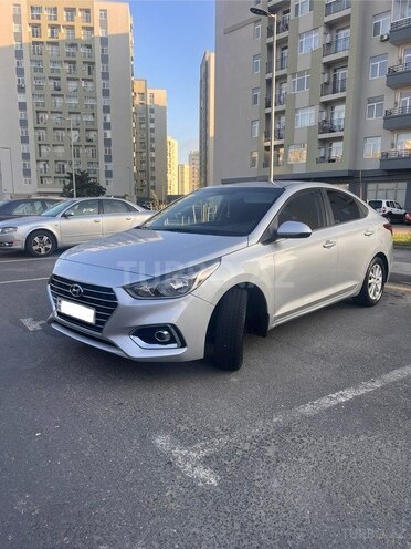 Hyundai Accent 2018, 300,947 km - 1.6 l - Bakı