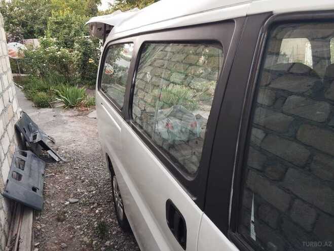Hyundai H-1 2004, 200,000 km - 2.5 l - Bərdə