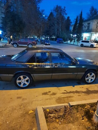 Mercedes 190 1988, 520,000 km - 2.0 l - Mingəçevir
