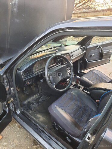 Mercedes 190 1988, 520,000 km - 2.0 l - Mingəçevir
