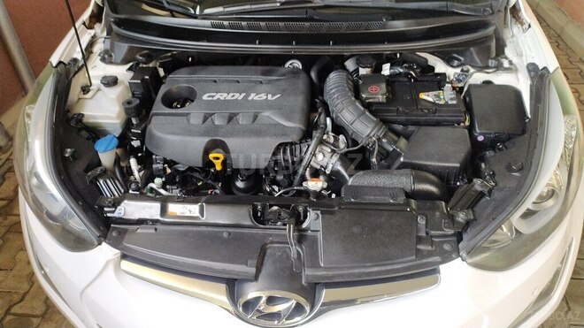 Hyundai Avante 2015, 200,080 km - 1.6 l - Gəncə