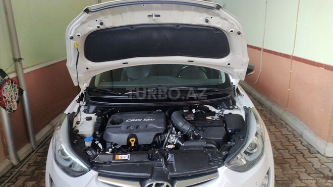 Hyundai Avante 2015, 200,080 km - 1.6 l - Gəncə