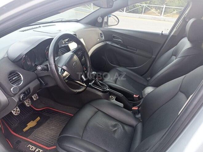 Chevrolet Cruze 2010, 273,588 km - 1.8 l - Şəki