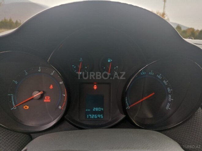 Chevrolet Cruze 2010, 273,588 km - 1.8 l - Şəki