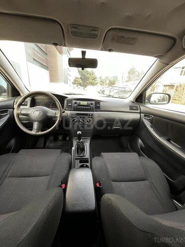 Toyota Corolla 2006, 298,000 km - 1.4 л - Bakı